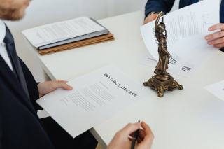 Contrats commerciaux : rédiger et sécuriser vos accords