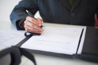 Contrats commerciaux : rédiger et sécuriser vos accords
