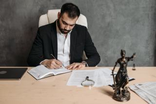 Lexique juridique : vocabulaire du droit en France